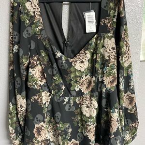 Torrid Black Skulls Sweetheart Peplum Size 0